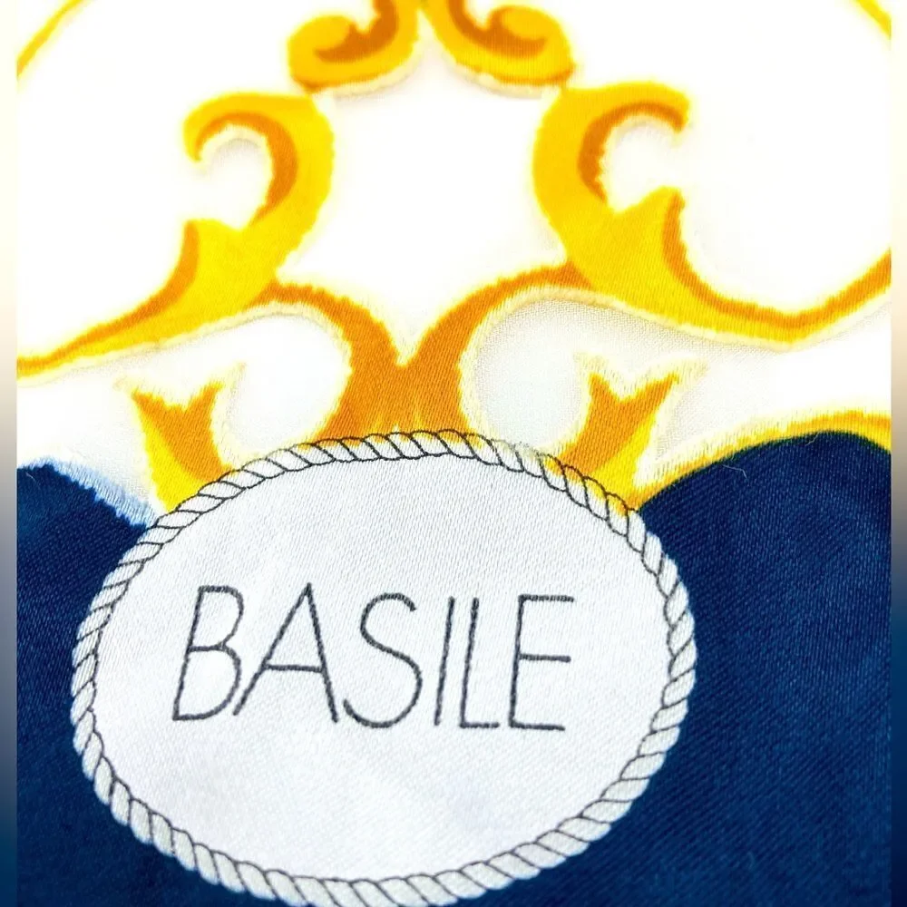 Basile stylish scarf